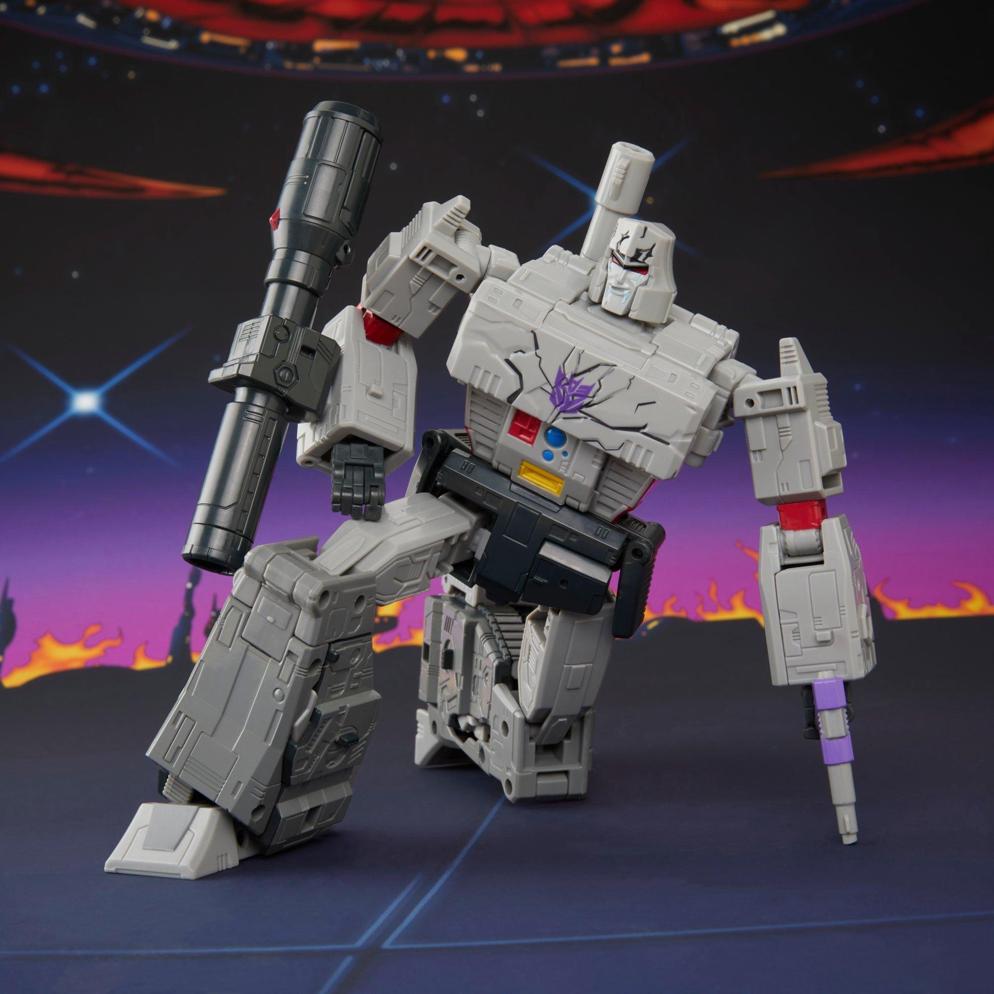 Transformers Studio Series MTMTE Collection The Transformers: The Movie Leader Class Megatron