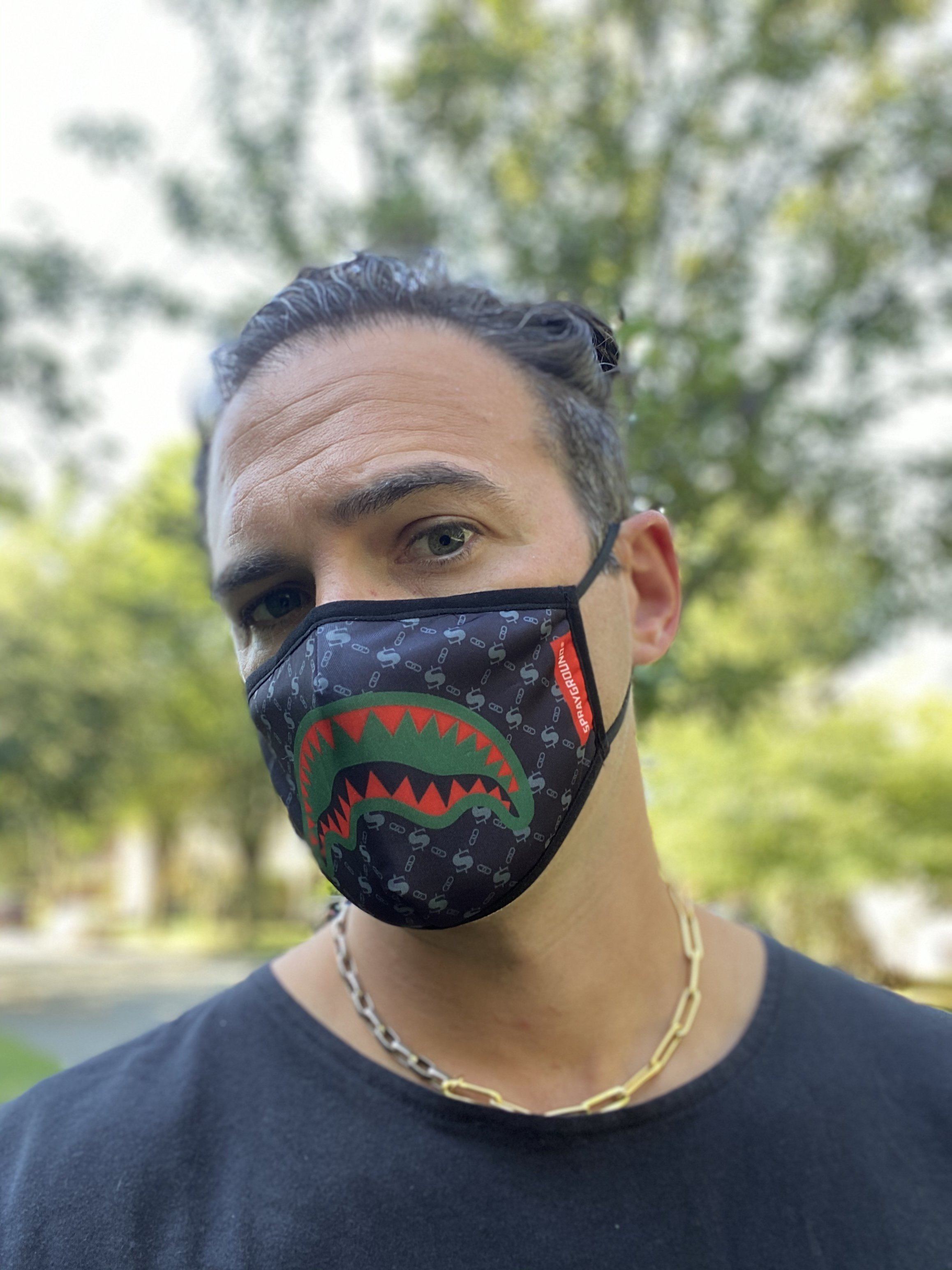 ADULT SPUCCI (BLACK) FORM-FITTING FACE MASK